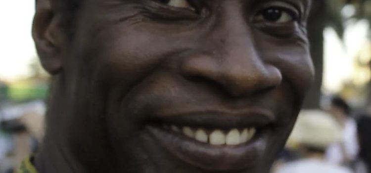 Aziz Salmone Fall  manif tunisienne pour la constituante post révolutionnaire